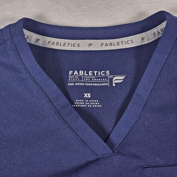 Fabletics Women's Scrub Top Navy Blue Size XS Stretch Medical Nursing‎ - Picture 3 of 7